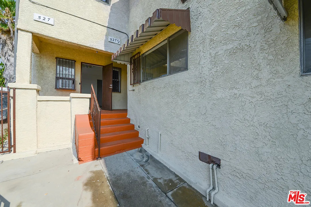 527 N Cummings St 527, Los Angeles, CA 90033 - Photo 2